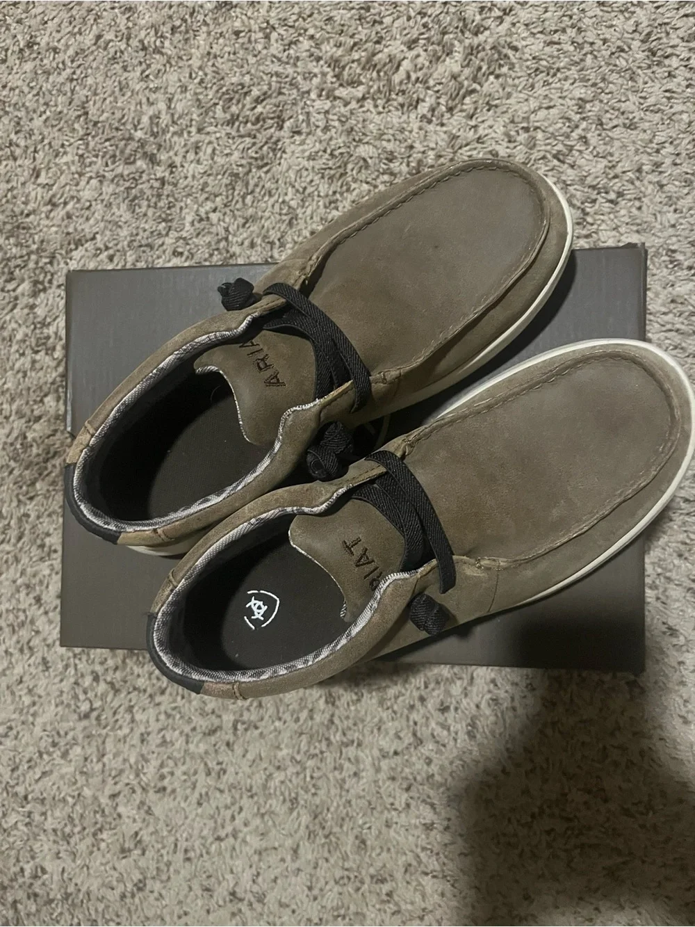 Men’s Ariat shoes